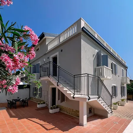 Apartment Al Giardino Del Pepe *